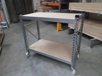 La société Gotte Rayonnages propose des servanres d'atelier sur roulettes.